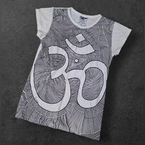 ☮️ Women's White Graphic Tee with Om Design Sz S